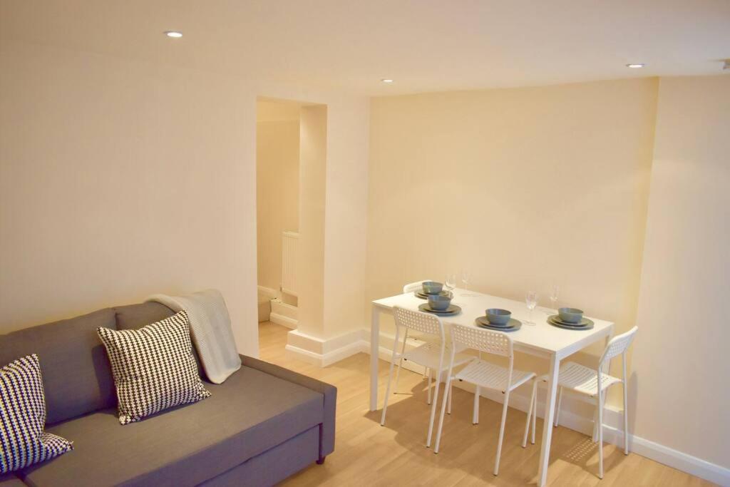 Cosy 1 Bedroom Flat Near The London Eye Londres Exterior foto